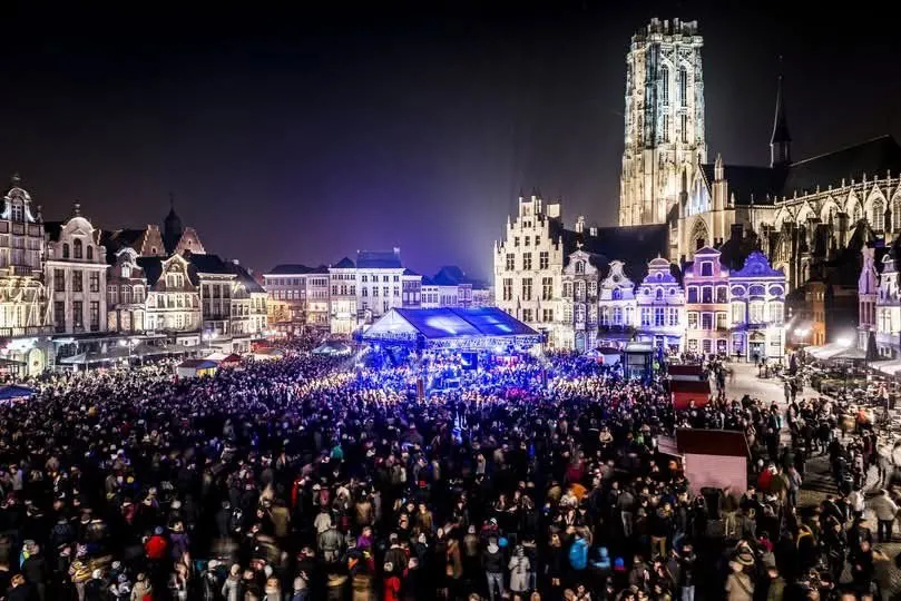 Grote Markt stad Mechelen - Oudejaarsavond
